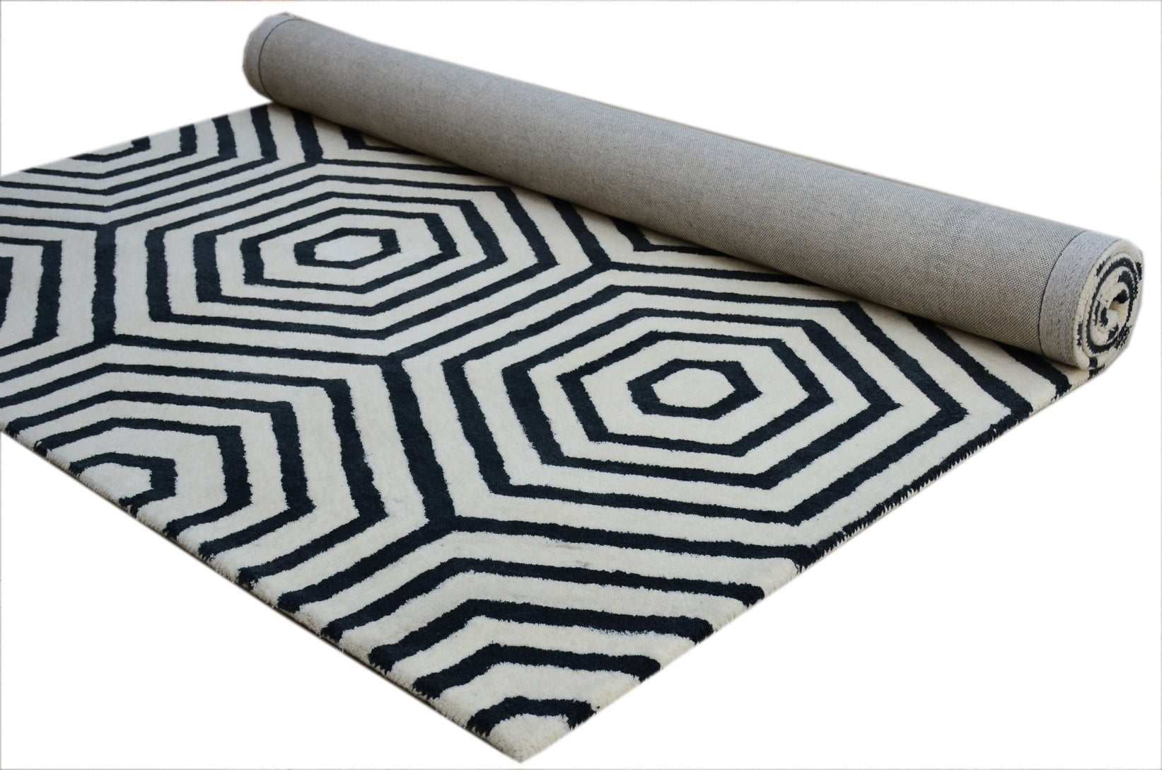 Nexus White Black Handmade Rugrugs