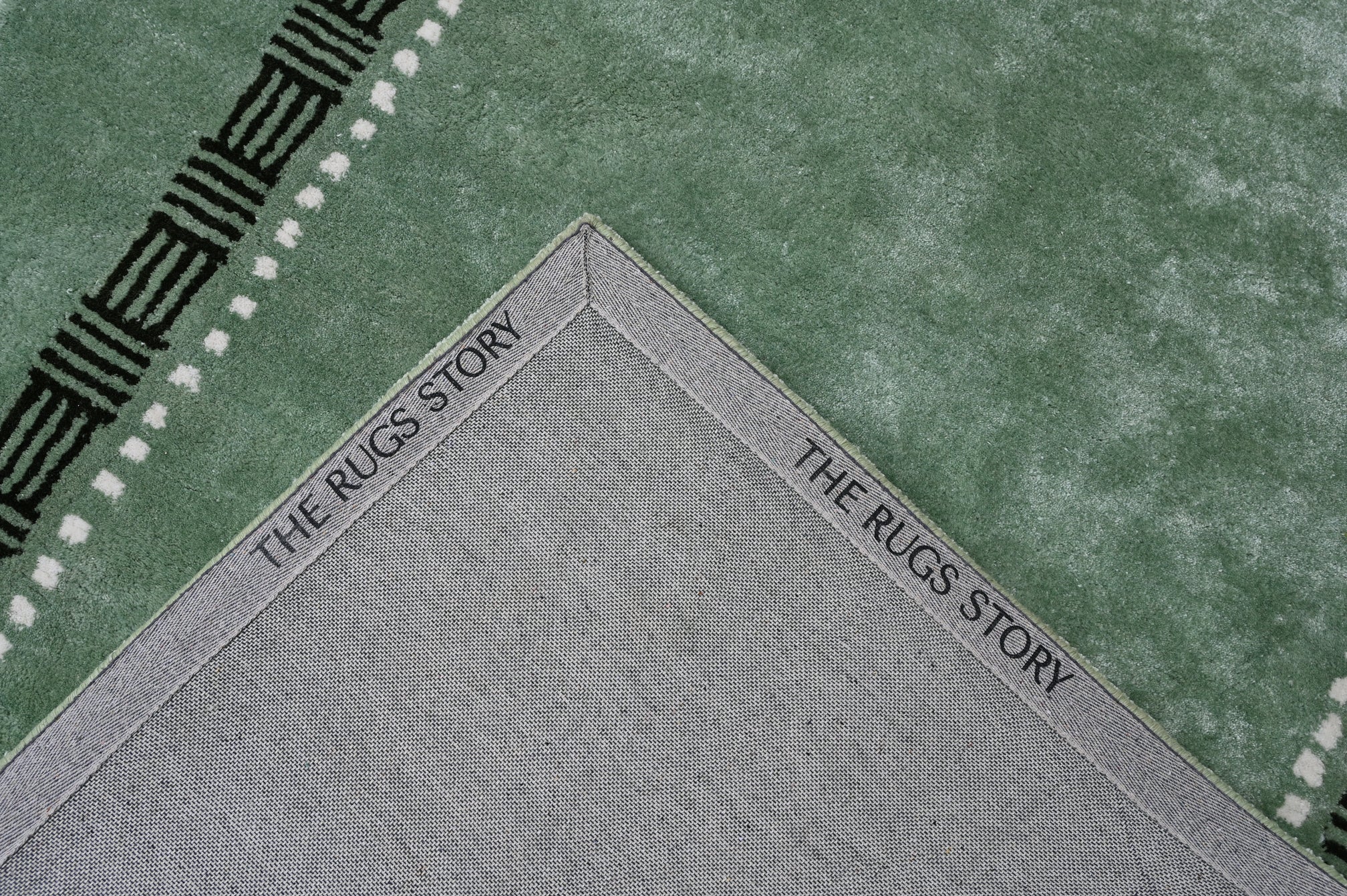 Green Modern Handmade Rug - The Rugs Story