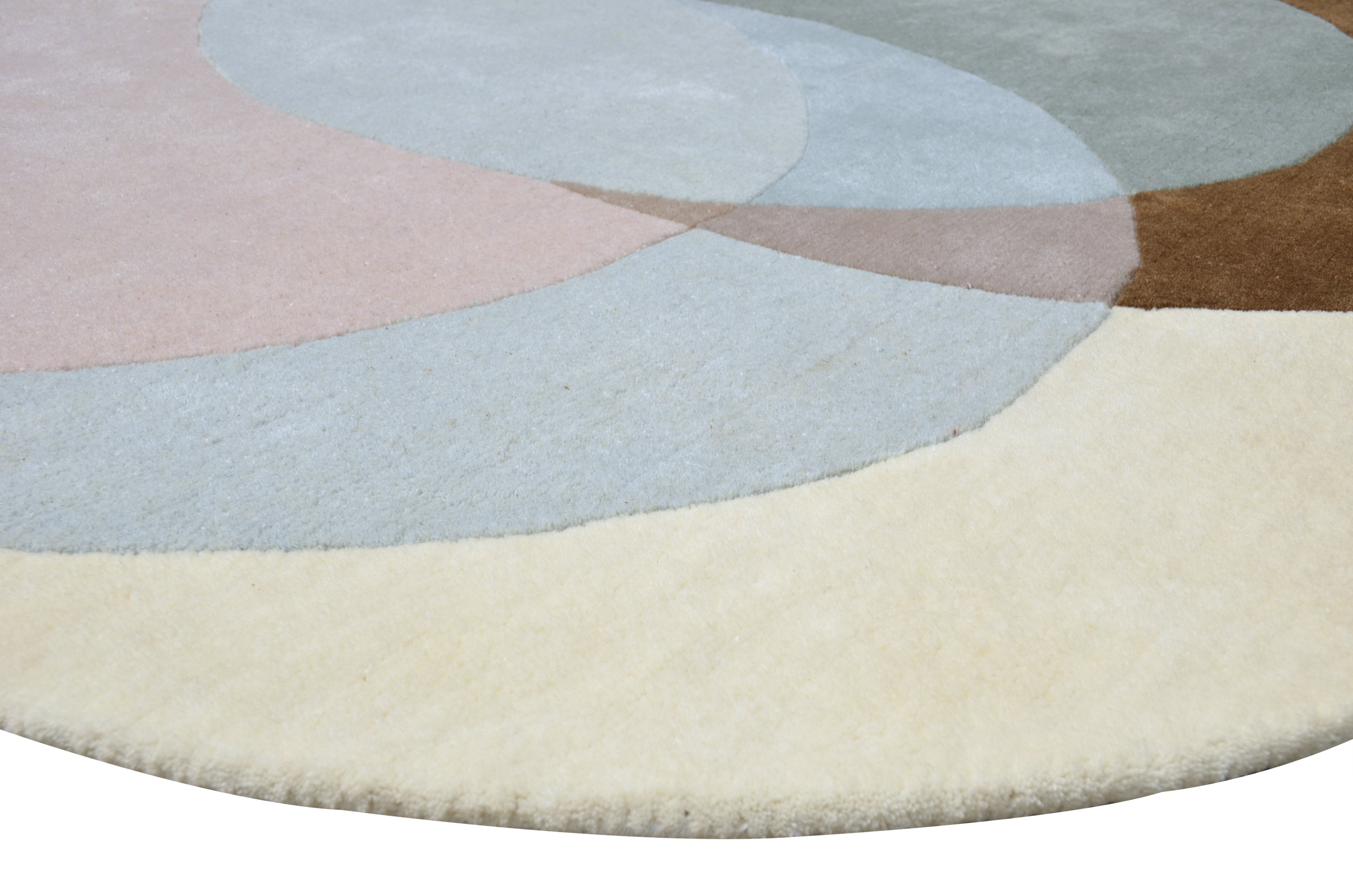 Concentrics Handmade Rug - The Rugs Story