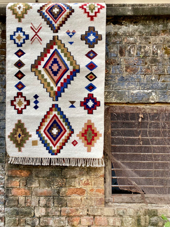 Saamvi Wool Handwoven Dhurrie - The Rugs Story